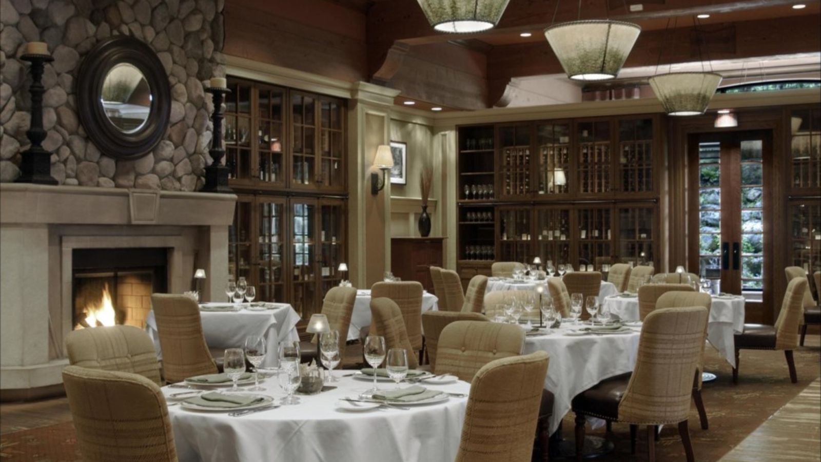 Grill_Room_478598_high-1 (1).jpg