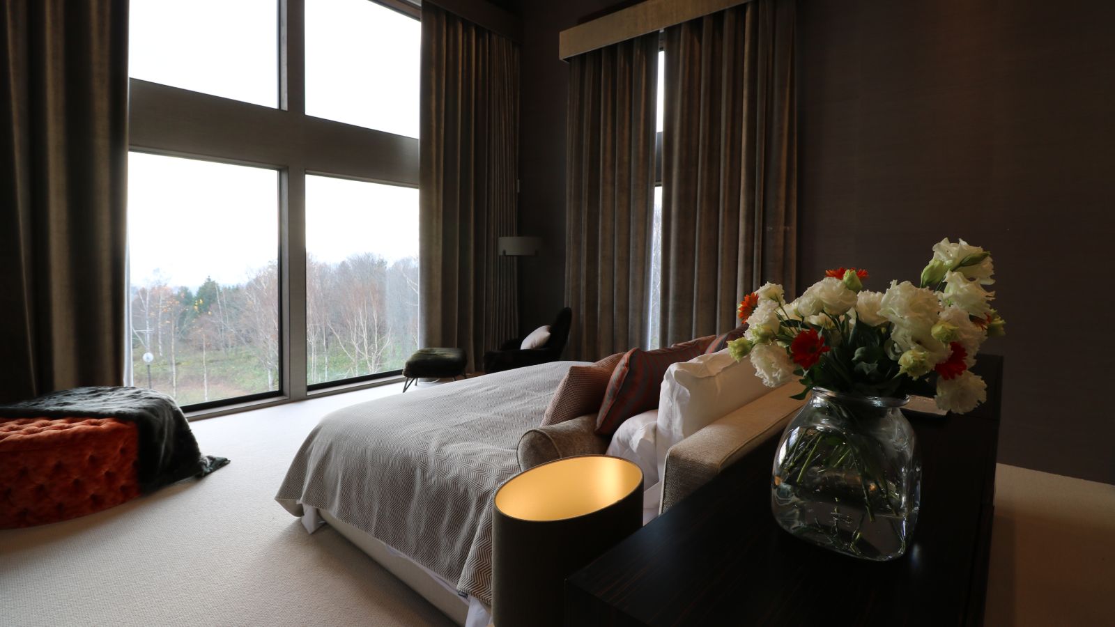Seasons_One_Niseko_bedroom_1.JPG