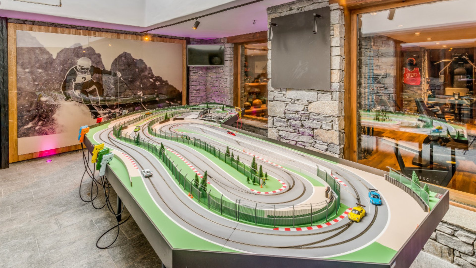 luxury_ski_chalet_val_disere_marco_polo_oxford_ski (39).jpg