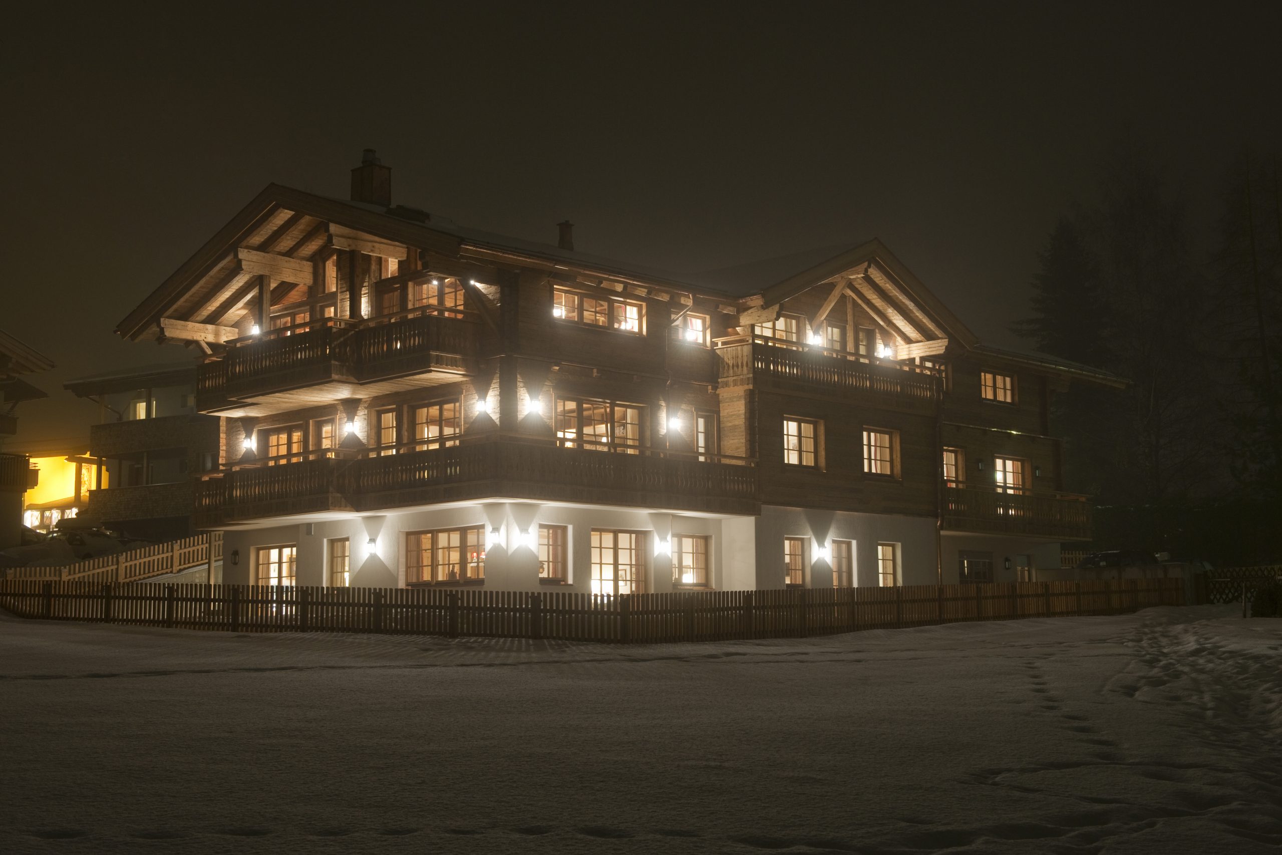 luxury_ski_chalet_antoinette_st_anton_oxford_ski_company (1).jpg
