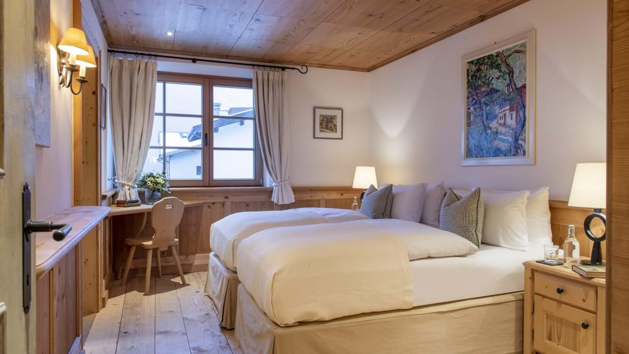 luxury_ski_chalet_st_anton_soline_oxford_ski_company (47).jpg