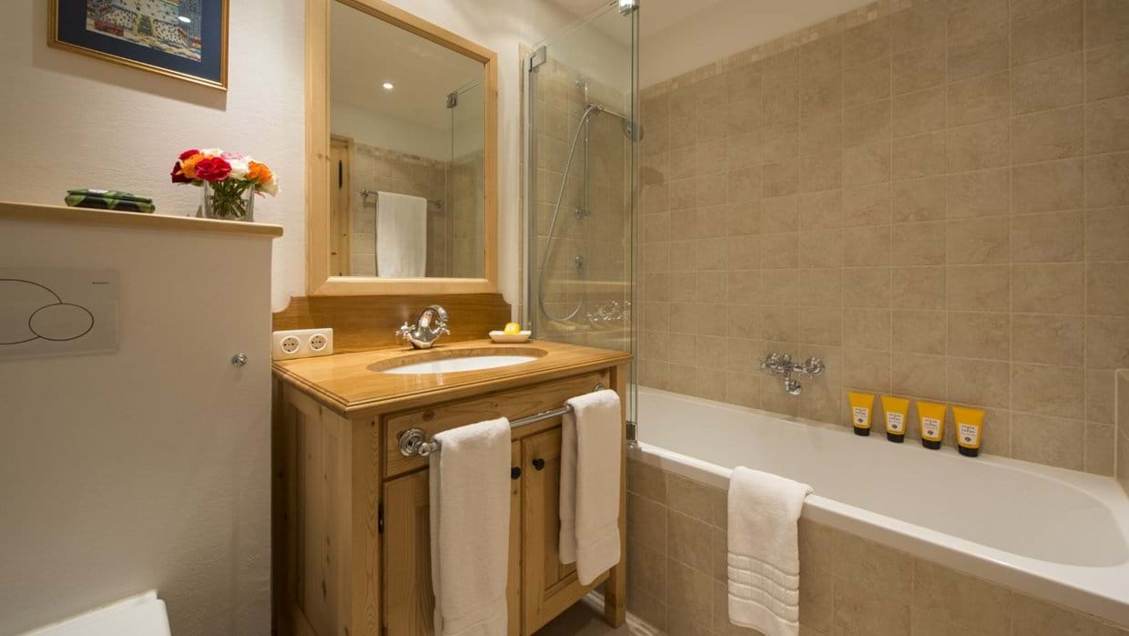 luxury_ski_chalet_st_anton_soline_oxford_ski_company (34).jpg