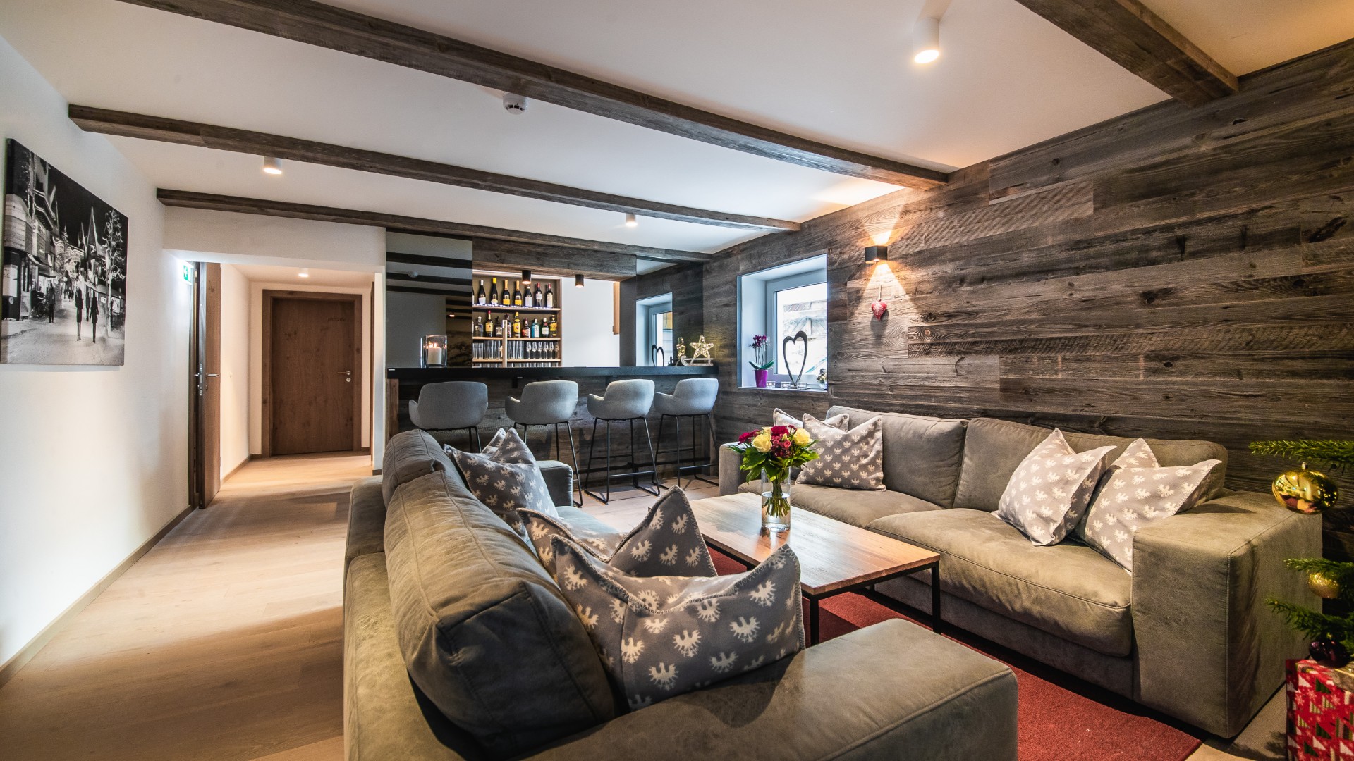 luxury_ski_chalet_st_anton_chalet_47_oxford_company (1).jpg