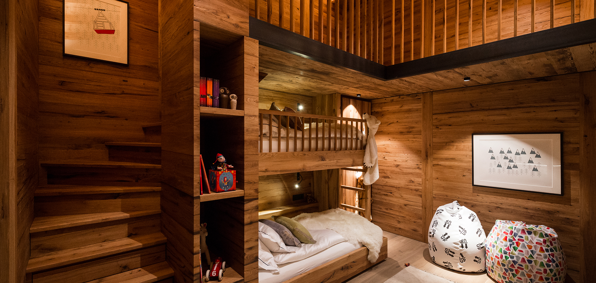 arula_chalet_1_lech_luxury_ski_chalet_bunk_room.jpg