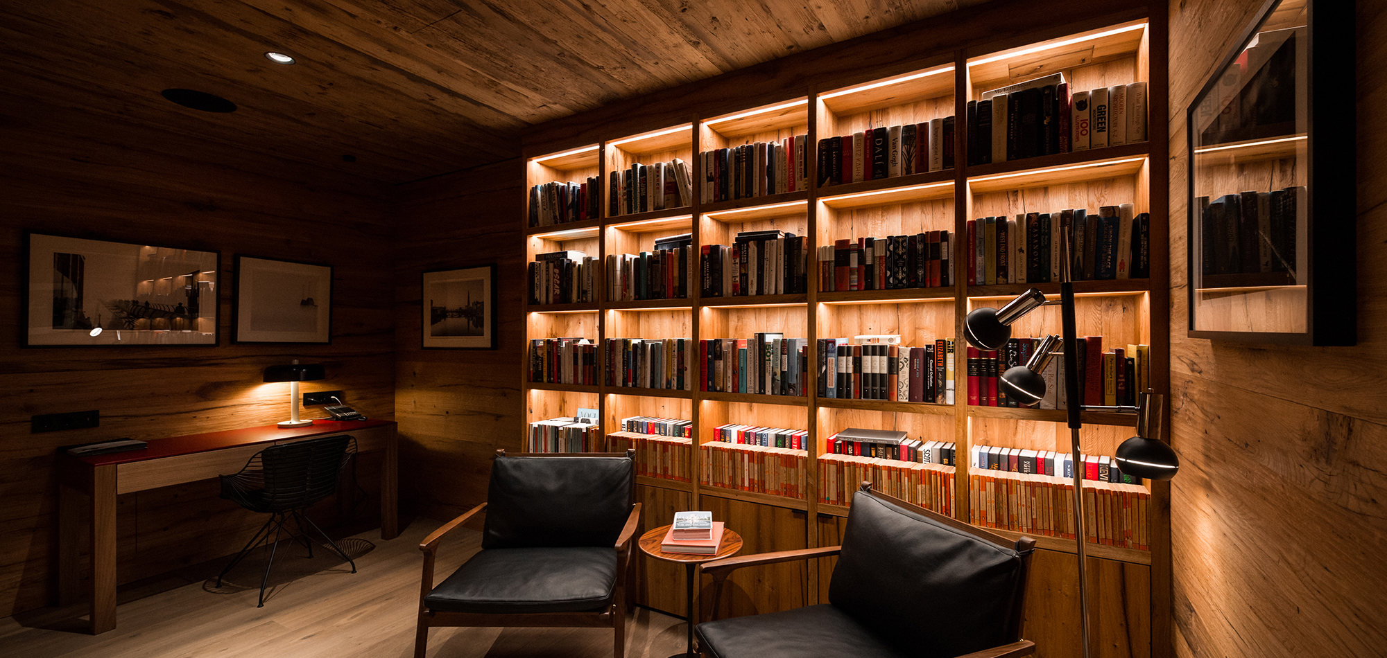 arula_chalet_1_lech_luxury_ski_chalet_library_2.jpg