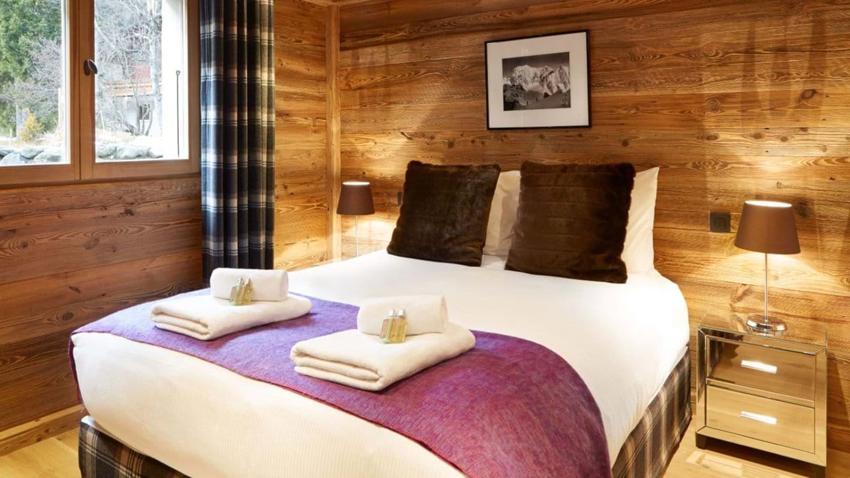 luxury-ski-chalet-chamonix-zenith2-oxford-ski-bedroom5.jpg