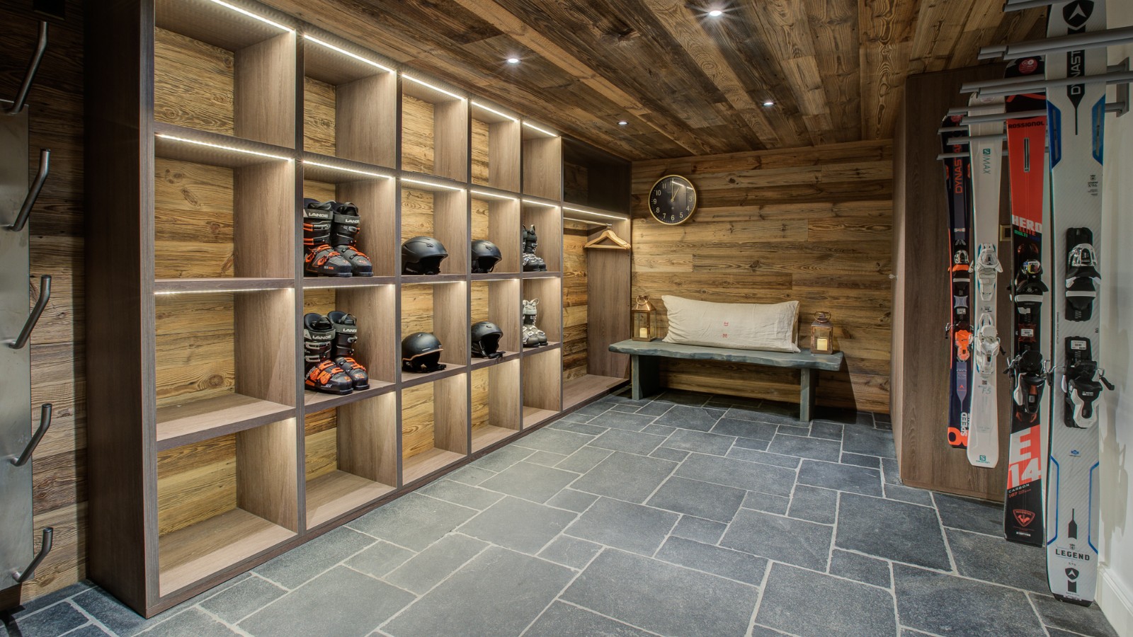 luxury-chalet-meribel-oxford-ski-lightbowne-ski-room.jpg