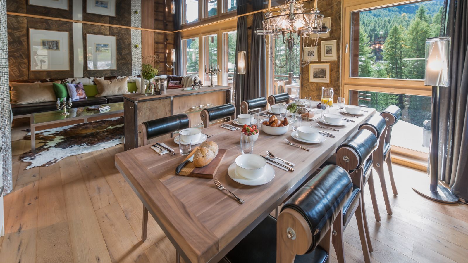 Luxury-Ski-Chalet-Zermatt-Schluhmatt-Oxford-Ski-dining (1).jpg