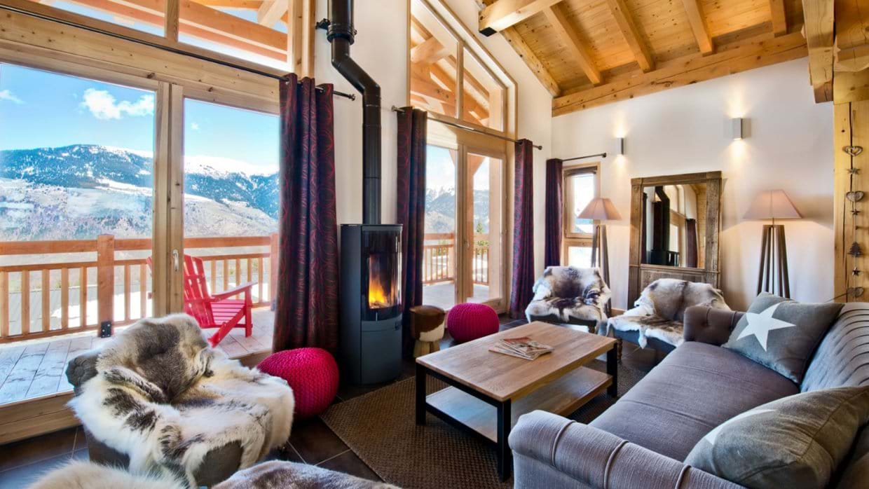 luxury-ski-chalet-la-tania-becca- oxford-ski-living.jpg