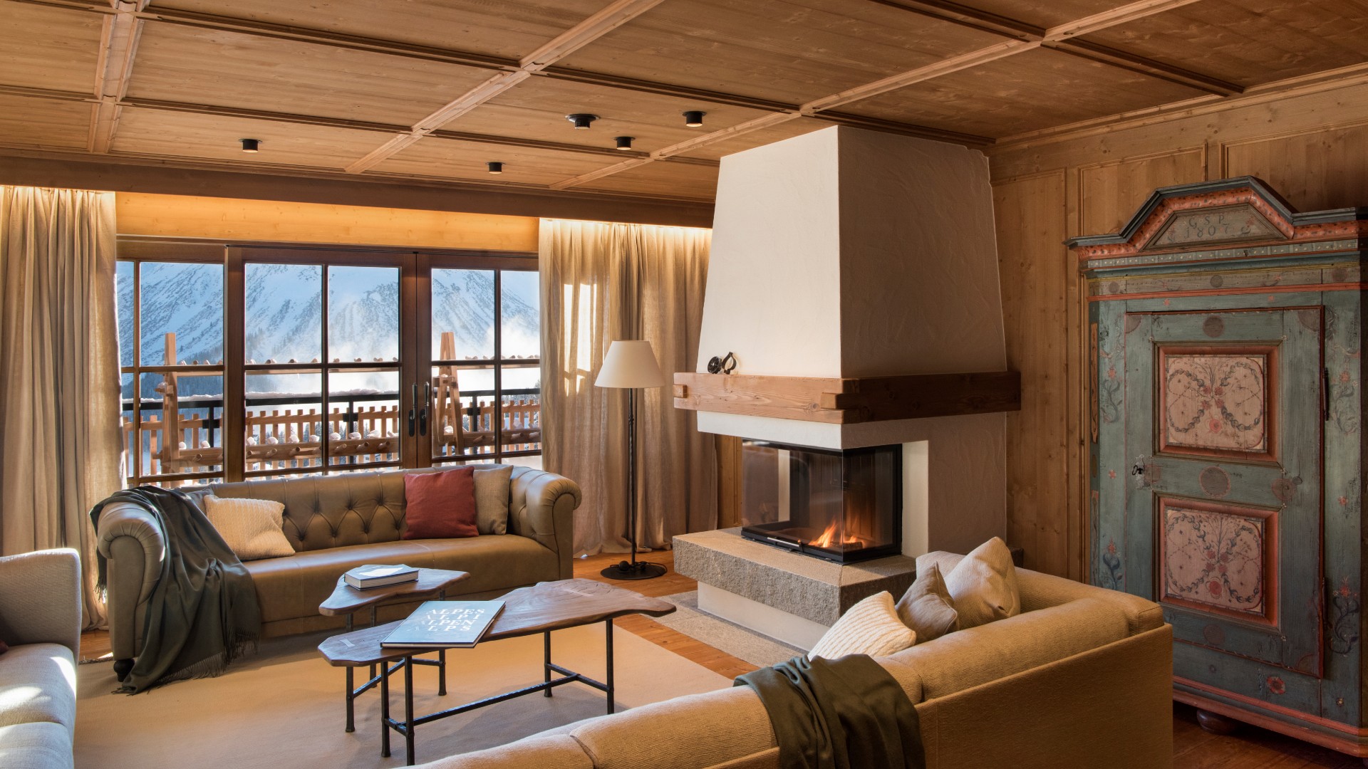 luxury-ski-chalet-lech-mimi-oxford-ski-company-19.jpg
