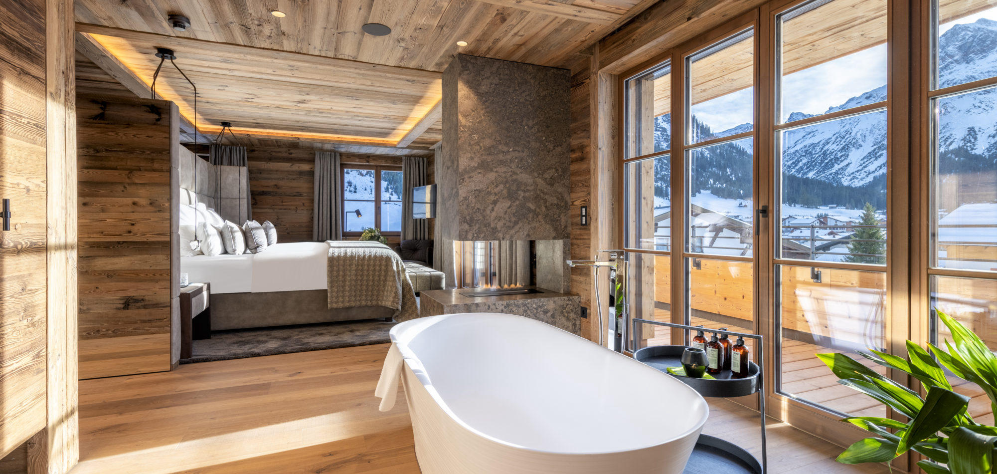 chalech_M_lech_luxury_ski_chalet_oxford_ski_ bathroom-8.jpg