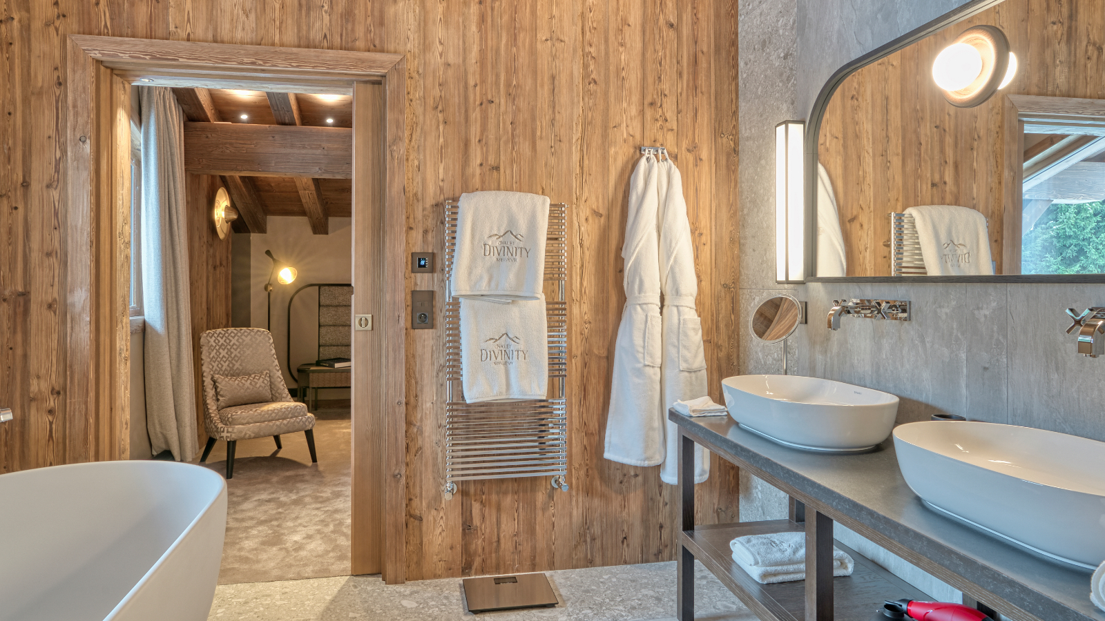 Luxury-Ski-Chalet-Megève-Divinity-Oxford-Ski-Sinks.jpg