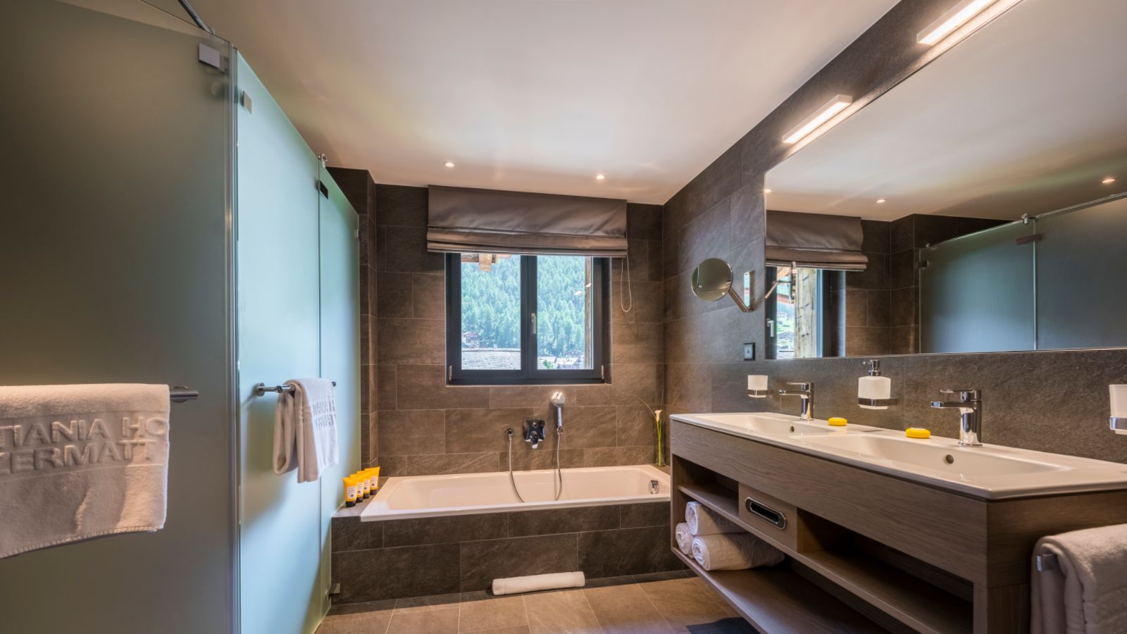 luxury-ski-chalets-zermatt (5).jpg