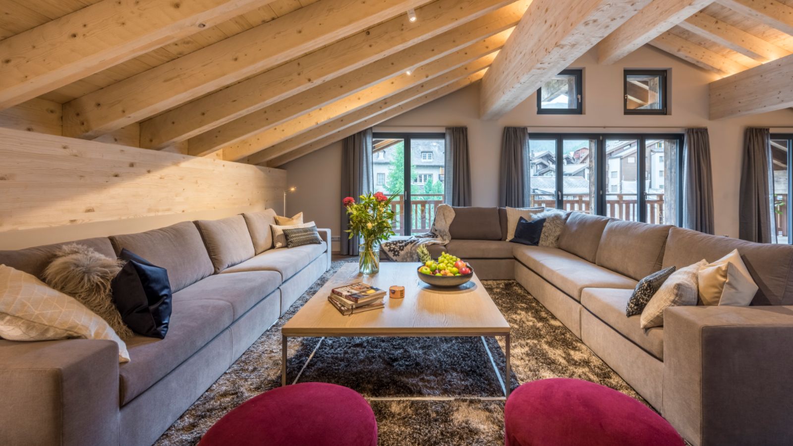 luxury-ski-chalets-zermatt (36).jpg