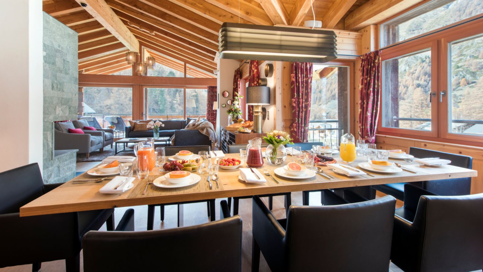 luxury-ski-chalet-zermatt-shalimar-oxford-ski-dining (3).jpg
