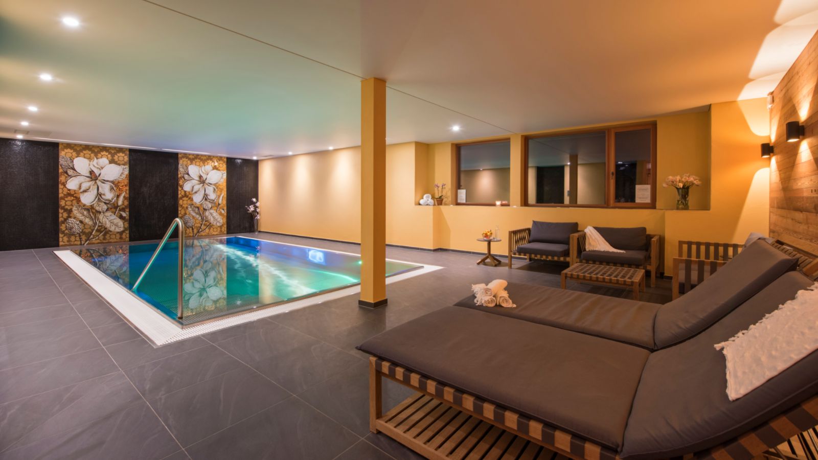 luxury-ski-chalet-zermatt-shalimar-oxford-ski-spa (5).jpg