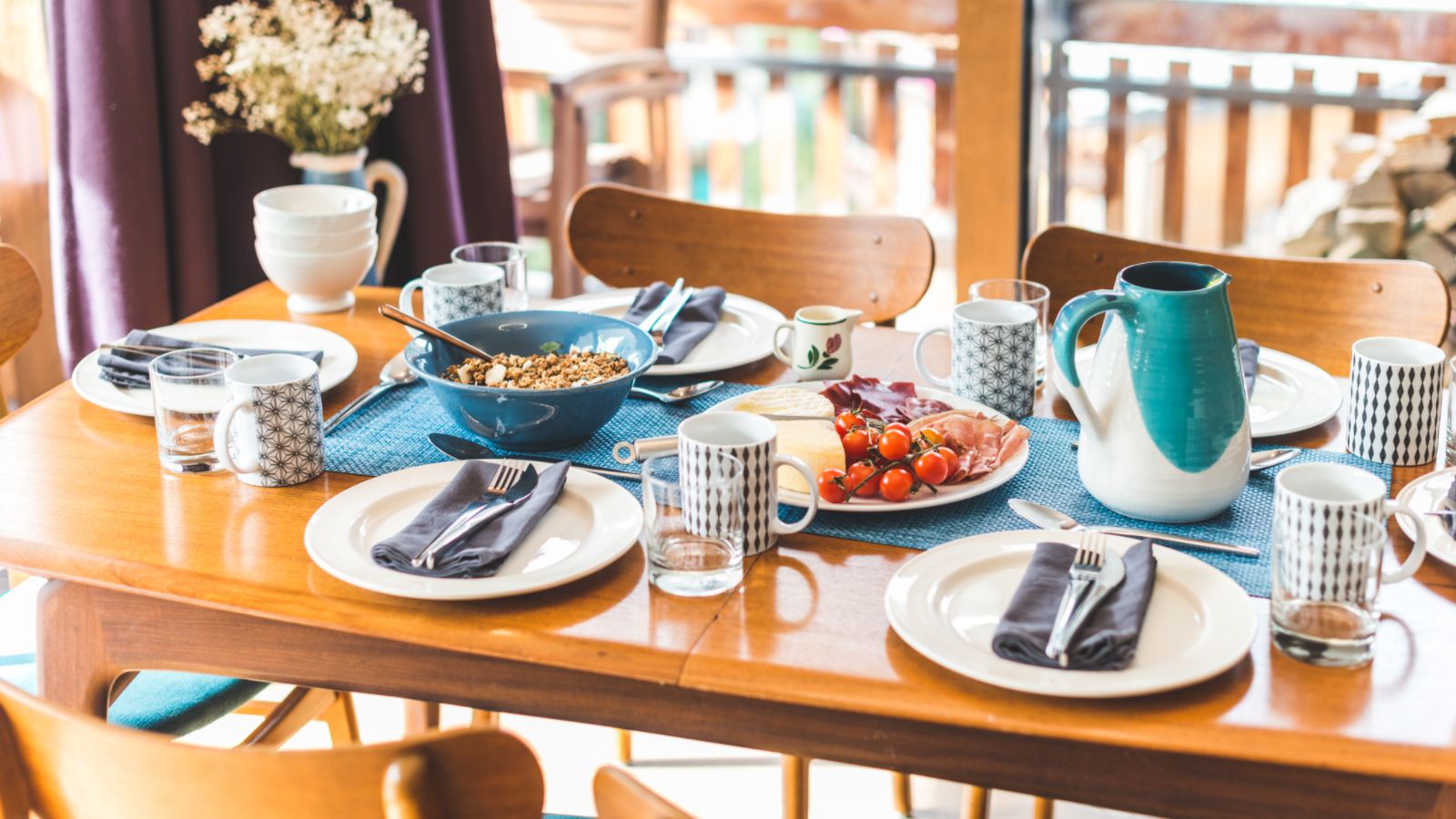 luxury-ski-chalet-zermatt-lys-oxford-ski-di (5).jpg