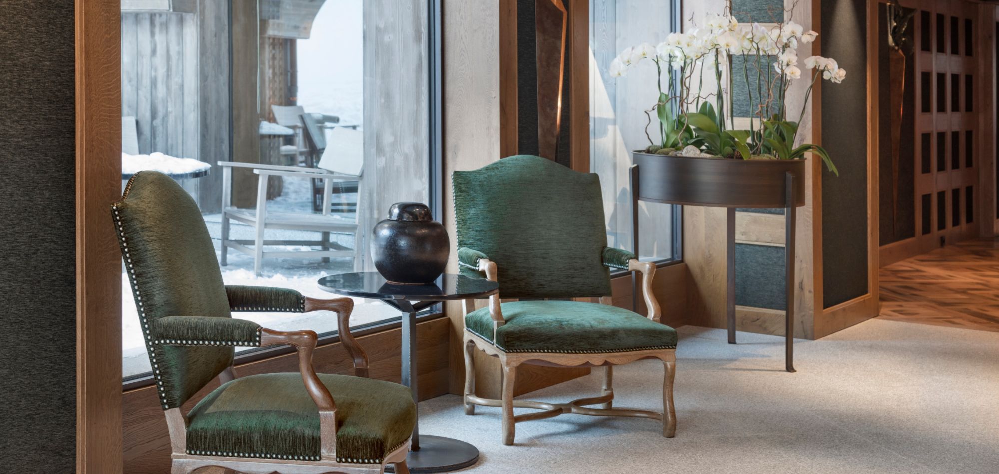 luxury-ski-hotel-1850-Aman Le Melezin-Reception.jpg