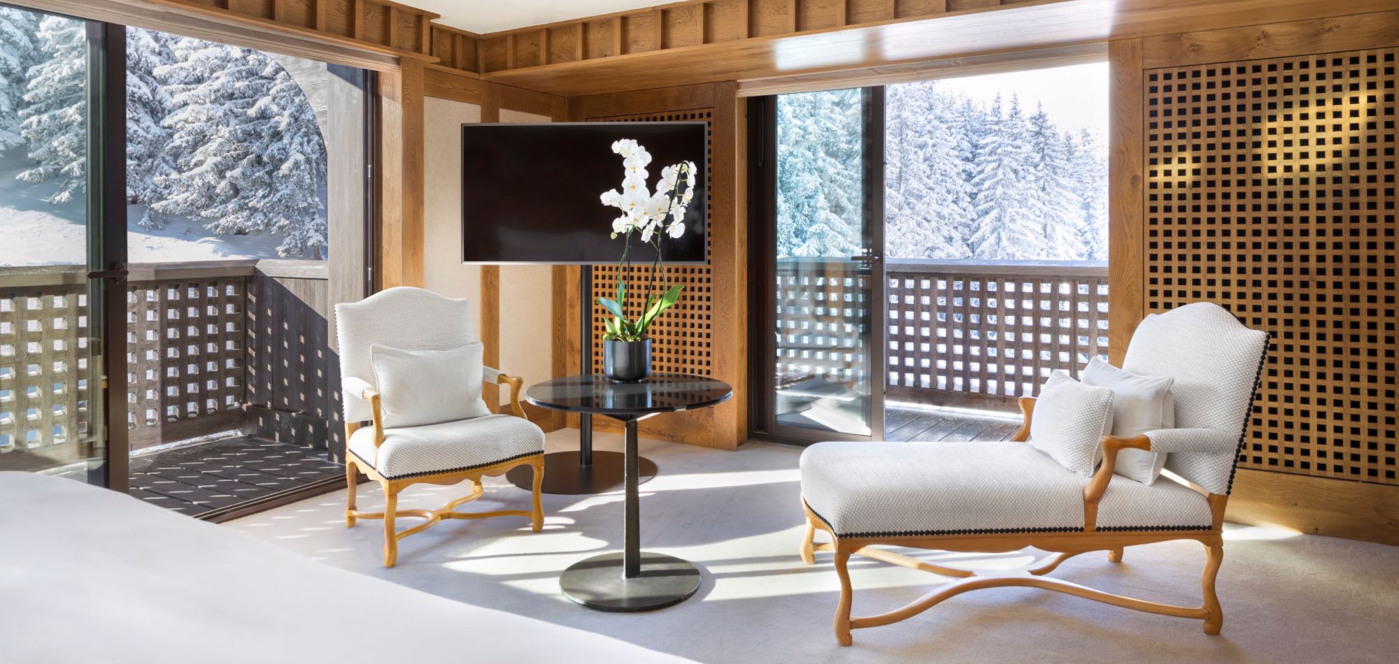 luxury-ski-hotel-1850-Aman Le Melezin-chambre melezin2.jpg
