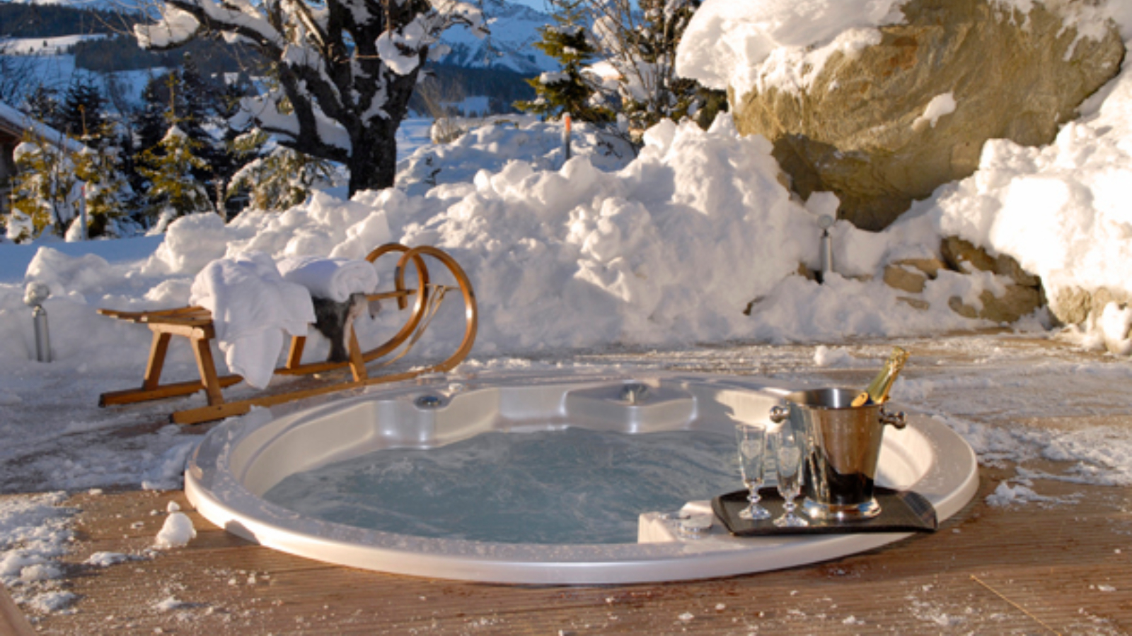 luxury-chalet-anna-megeve-oxford-ski-hottub.jpg