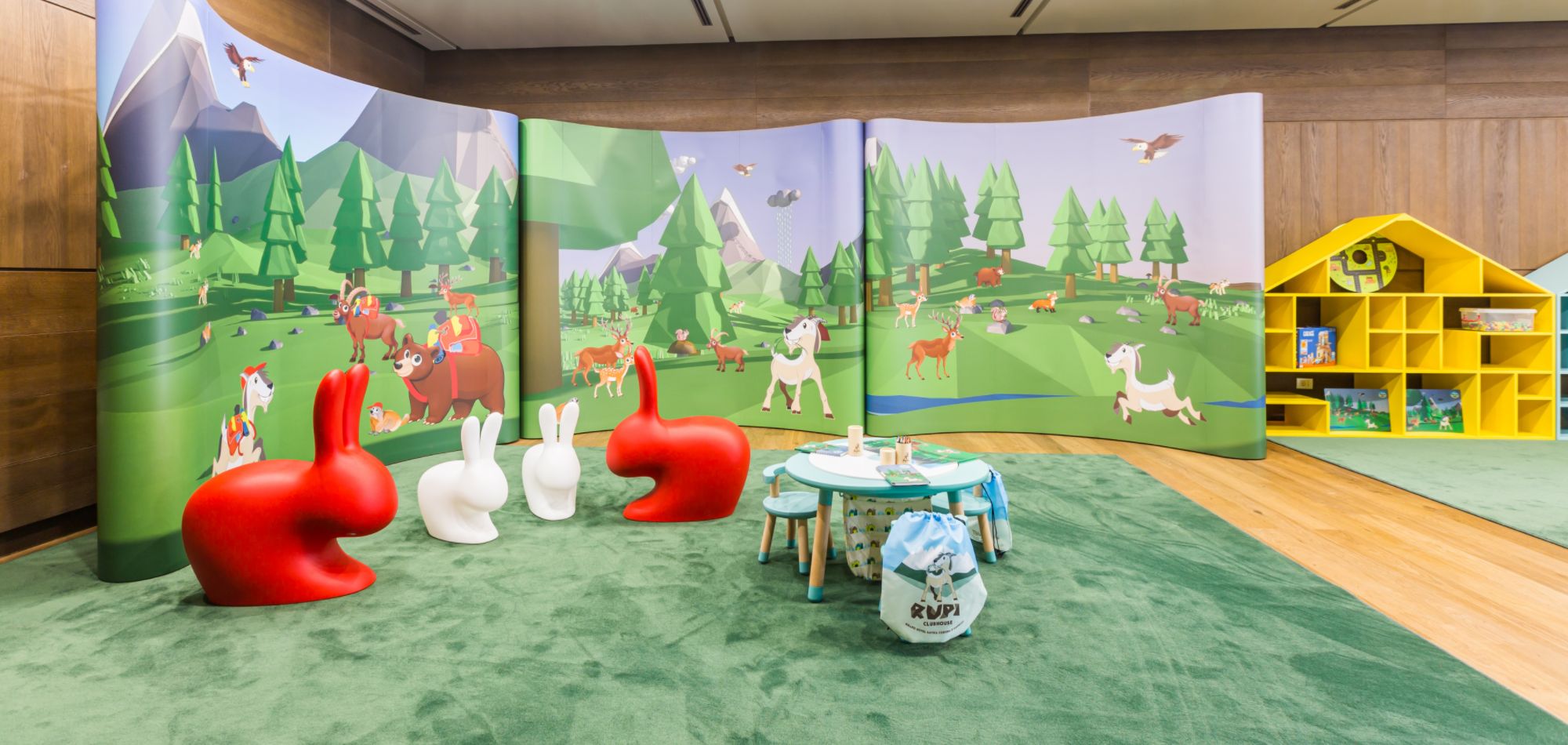 luxury-ski-hotel-cortina-Hotel Savoia-kids room.jpg