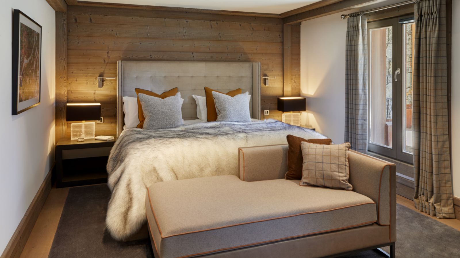 luxury-ski-chalet-six-senses-residences-oxford-ski-bedroom.jpg