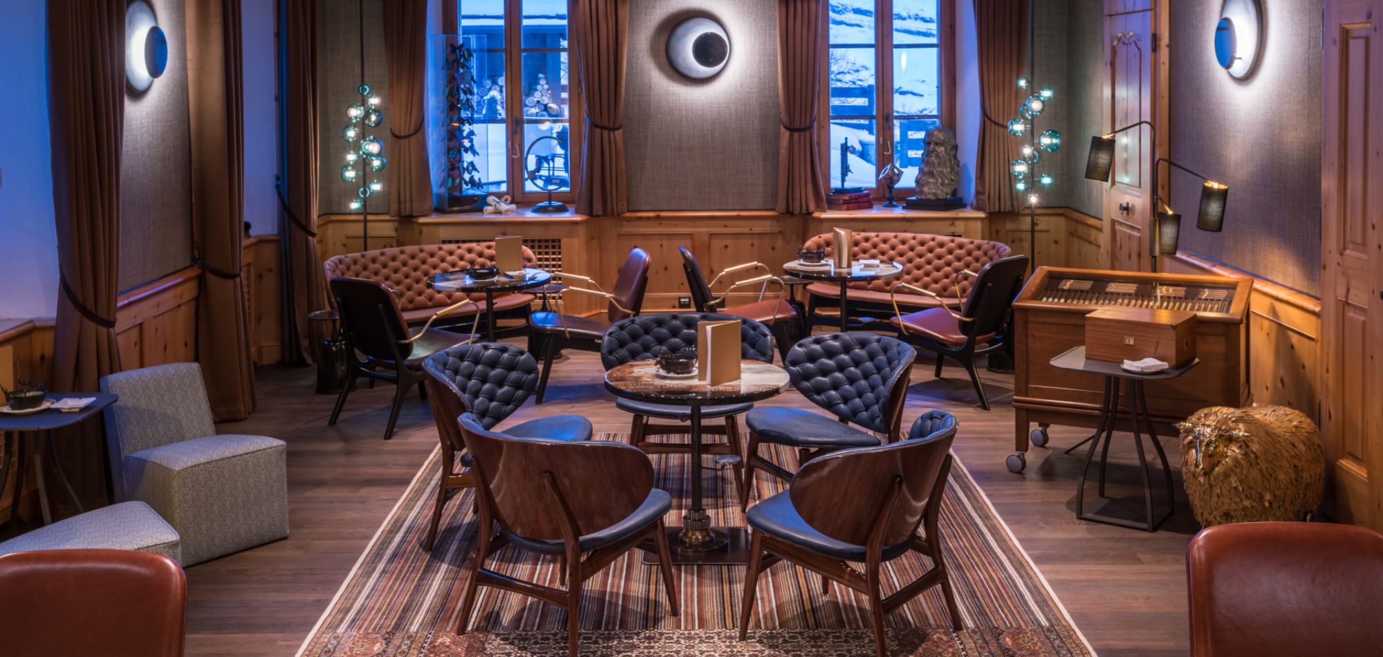 luxury-ski-hotel-zermatt-riffelalp-smoking room.jpg