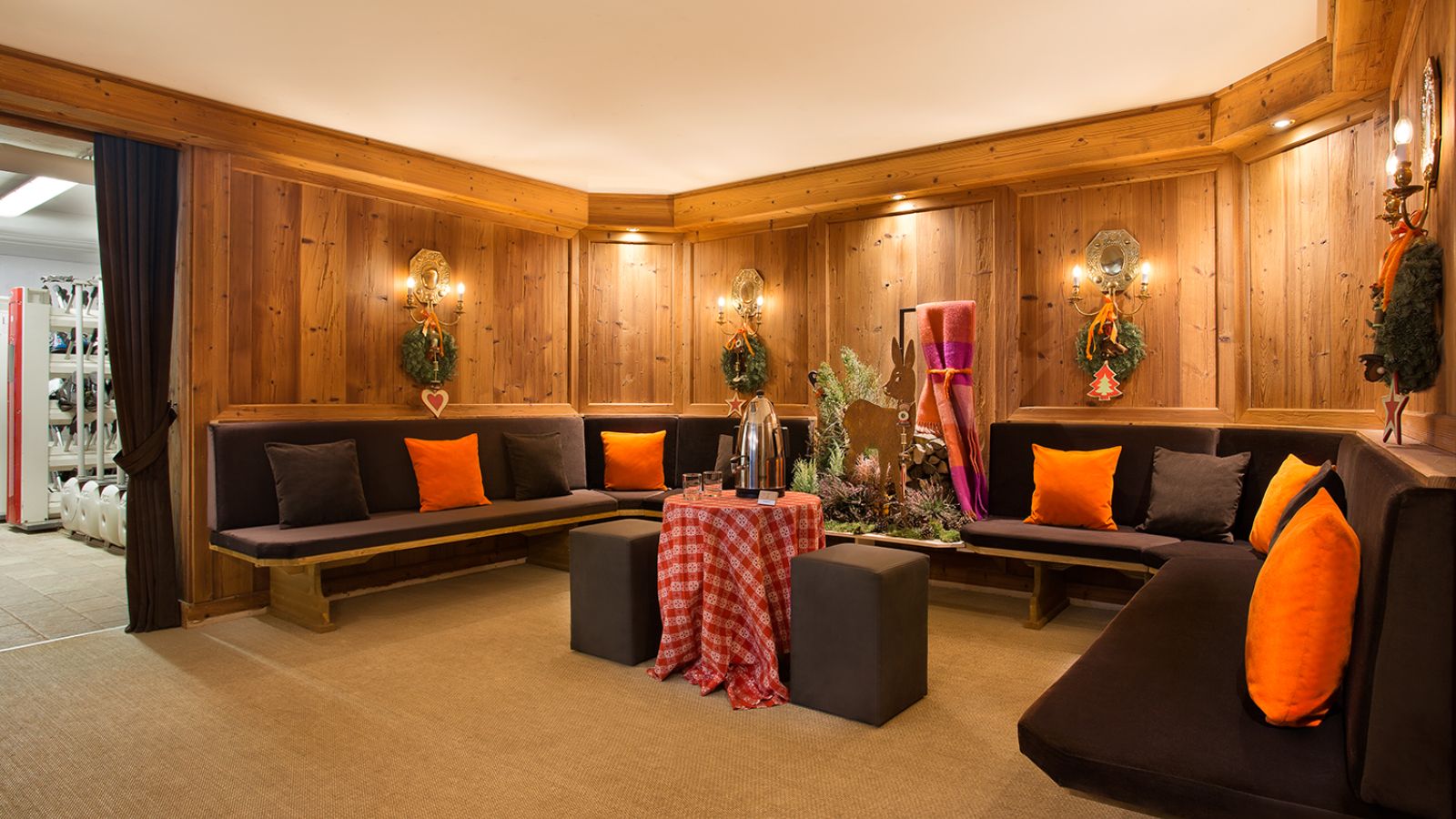 luxury-ski-hotel-cortina-cristallo-oxford-ski-ski-room.jpg