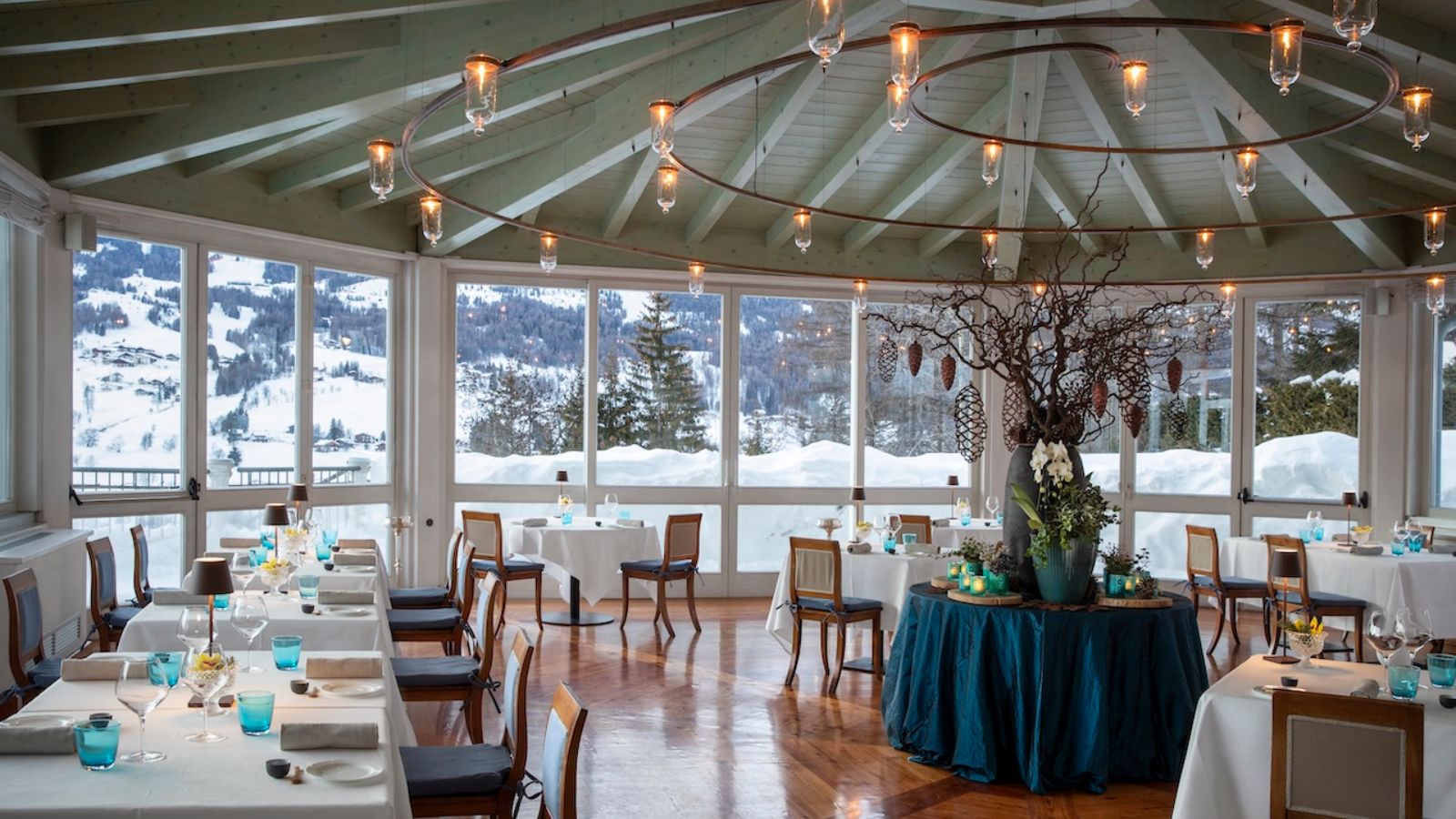 luxury-ski-hotel-cortina-cristallo-oxford-ski-il-gazebo.jpg