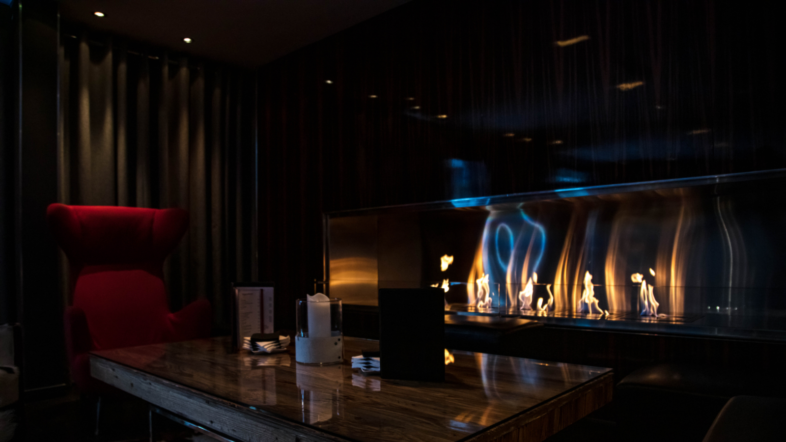 luxury-ski-hotels-avenue lodge-fire.jpg