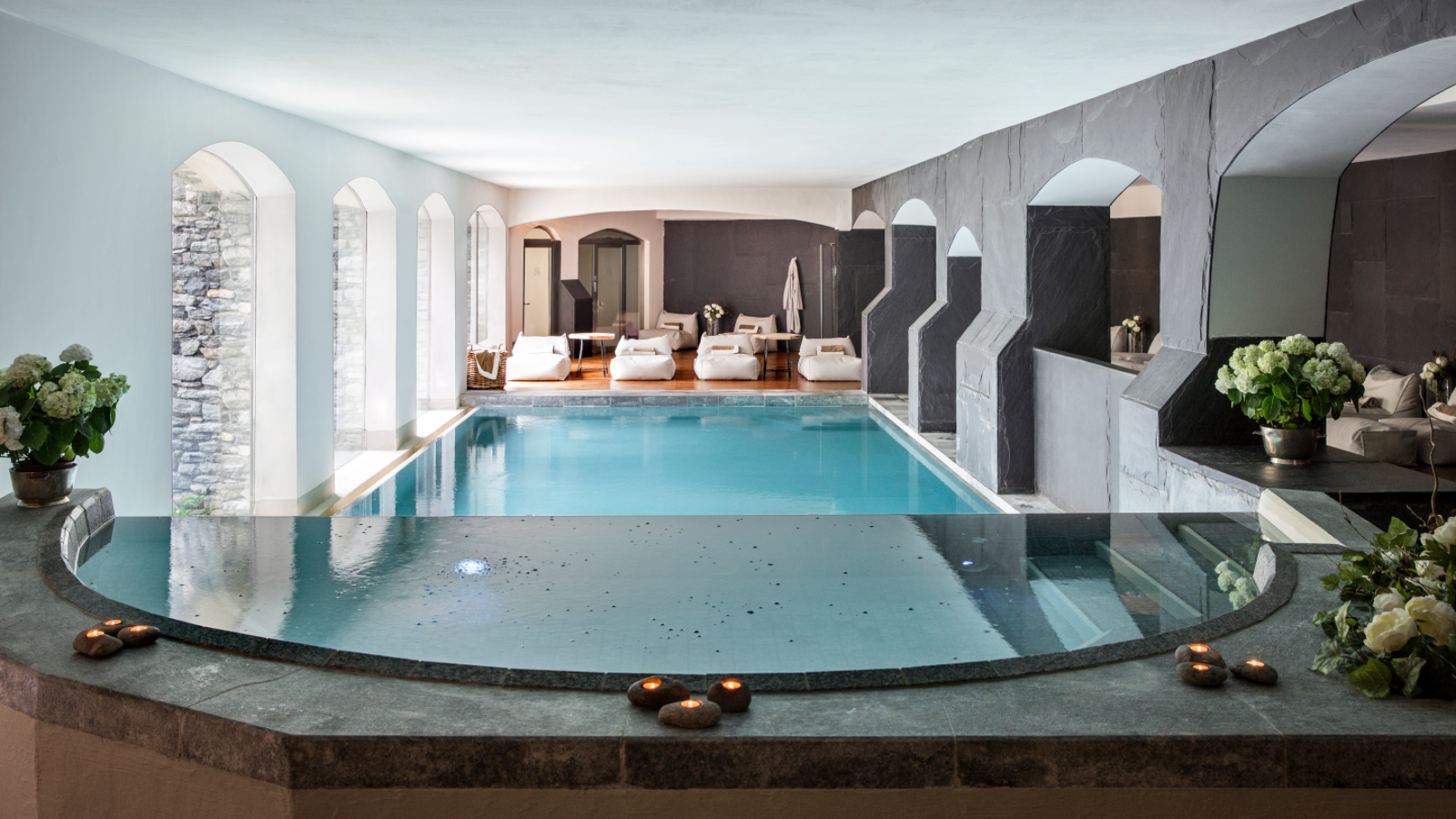 luxury-ski-hotel-st hubertus-pool2.jpg