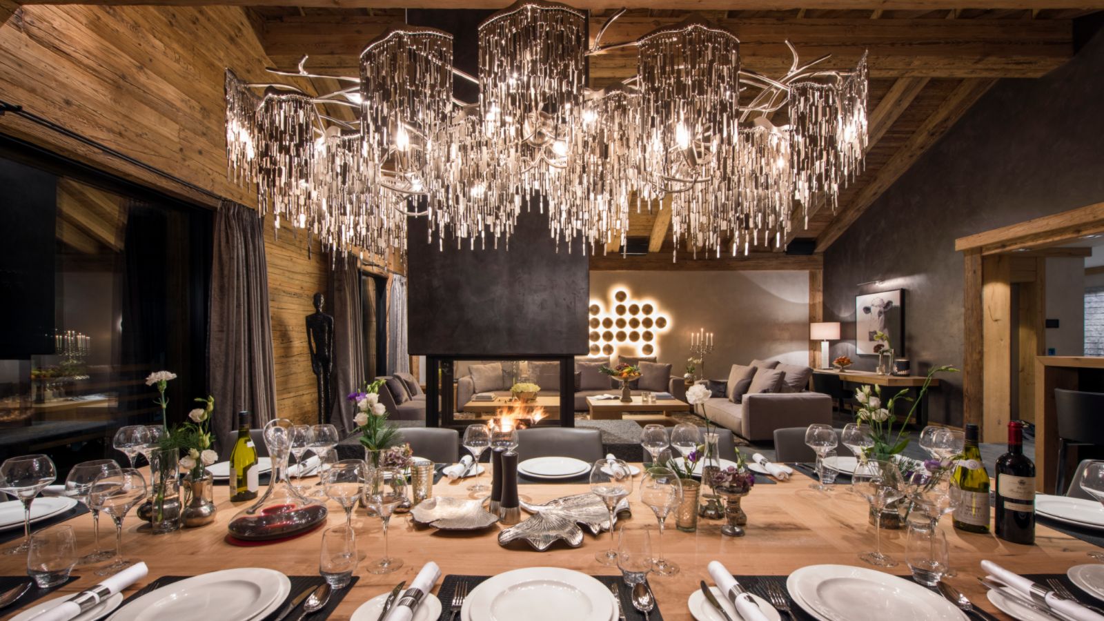 luxury-ski-chalet-zermatt-aconcagua-oxford-ski-dining (3).jpg
