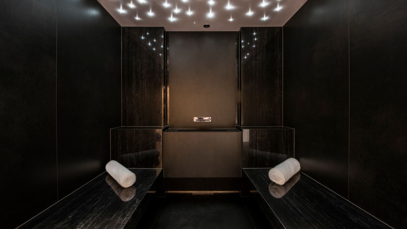 luxury-ski-chalet-zermatt-aconcagua-oxford-ski-spa (2).jpg