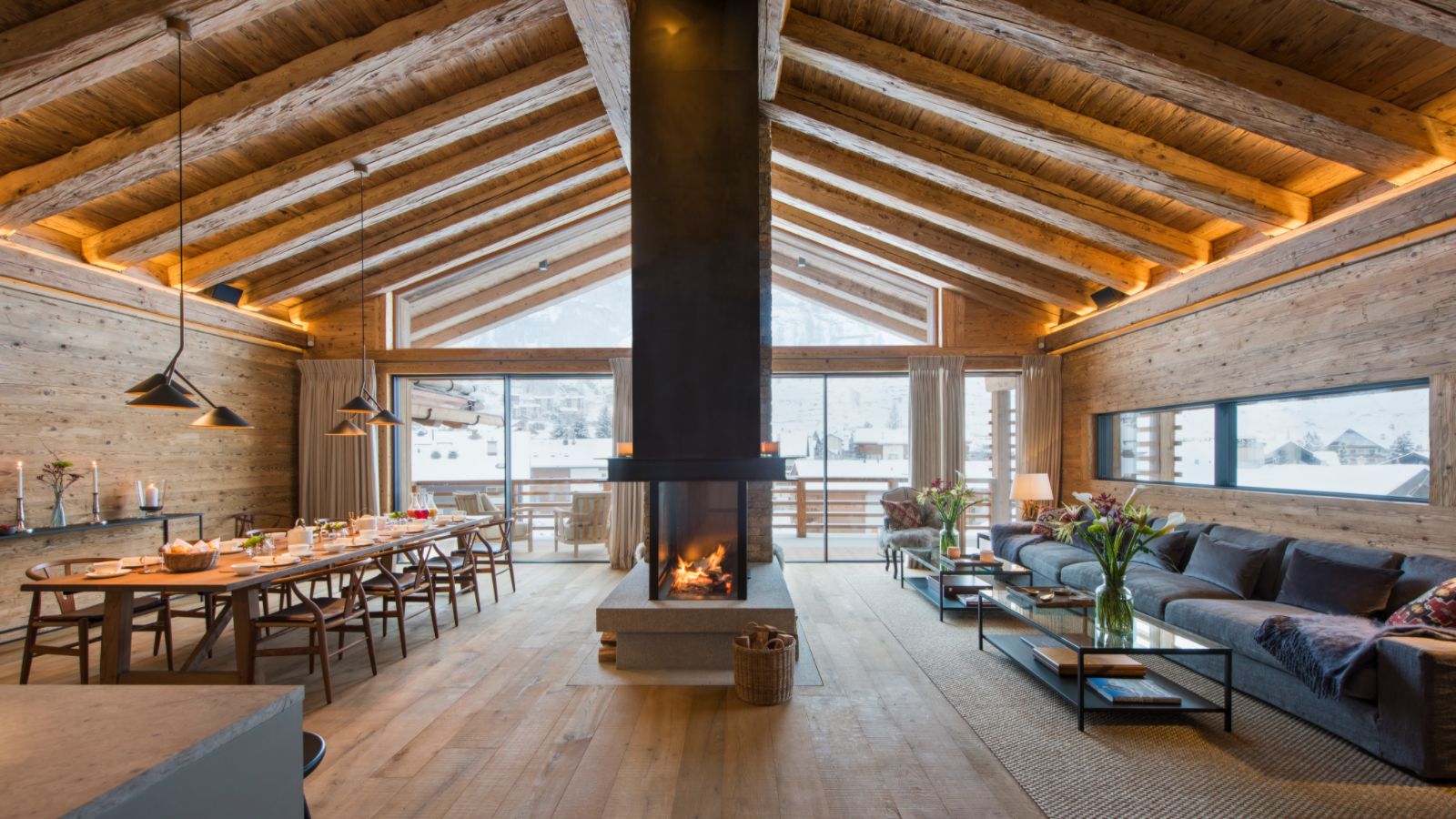 luxury-ski-chalet-zermatt-mckinley-oxford-ski-living2 (1).jpg