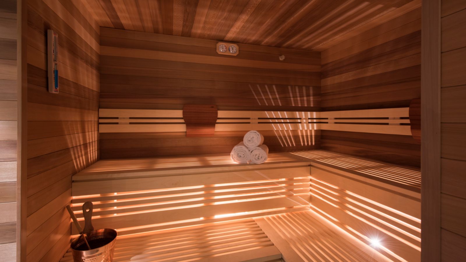 luxury-ski-chalet-zermatt-mckinley-oxford-ski-sauna.jpg