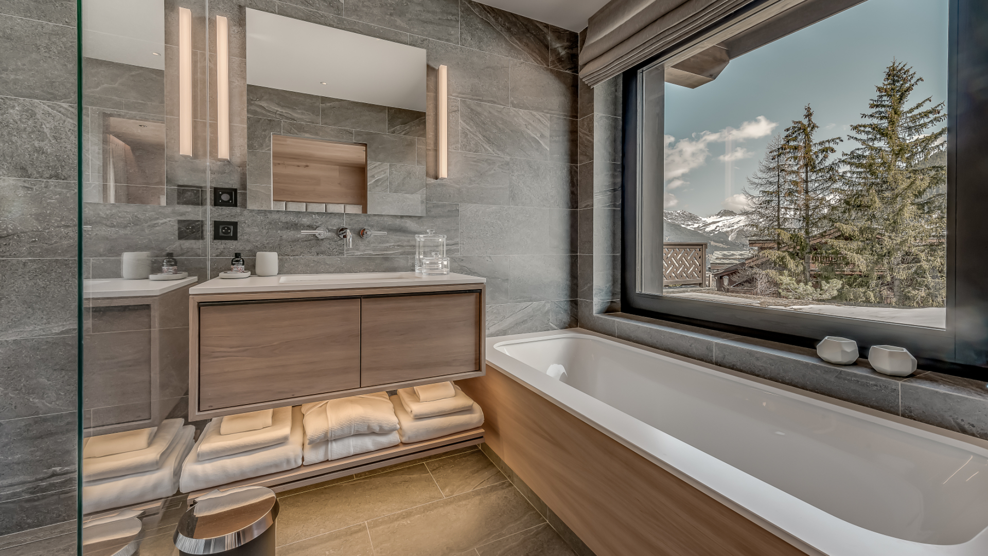 luxury-ski-chalet-courchevel-1650-bacchus-oxford-ski- 11.jpg