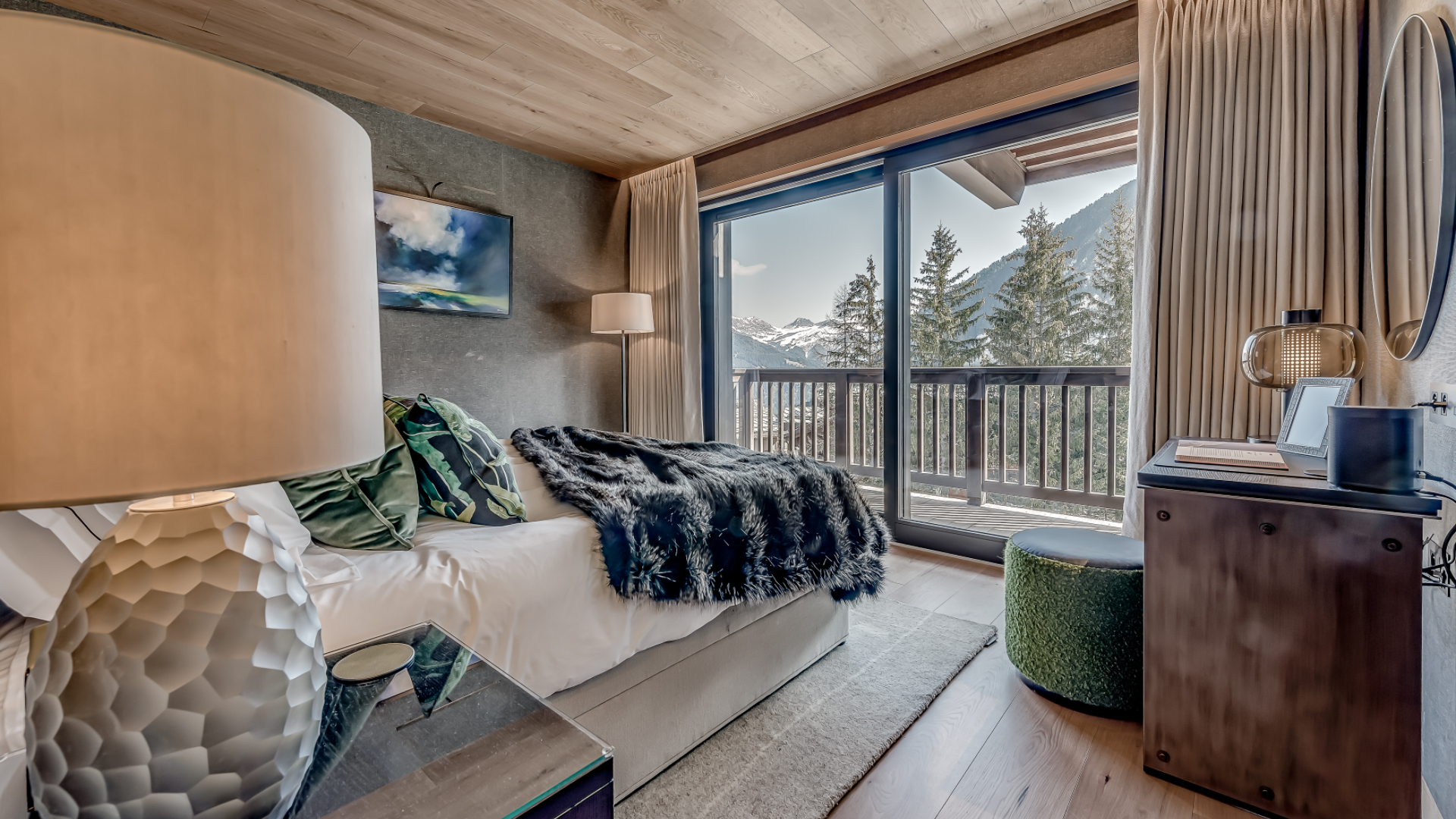 luxury-ski-chalet-courchevel-1650-bacchus-oxford-ski-6.jpg