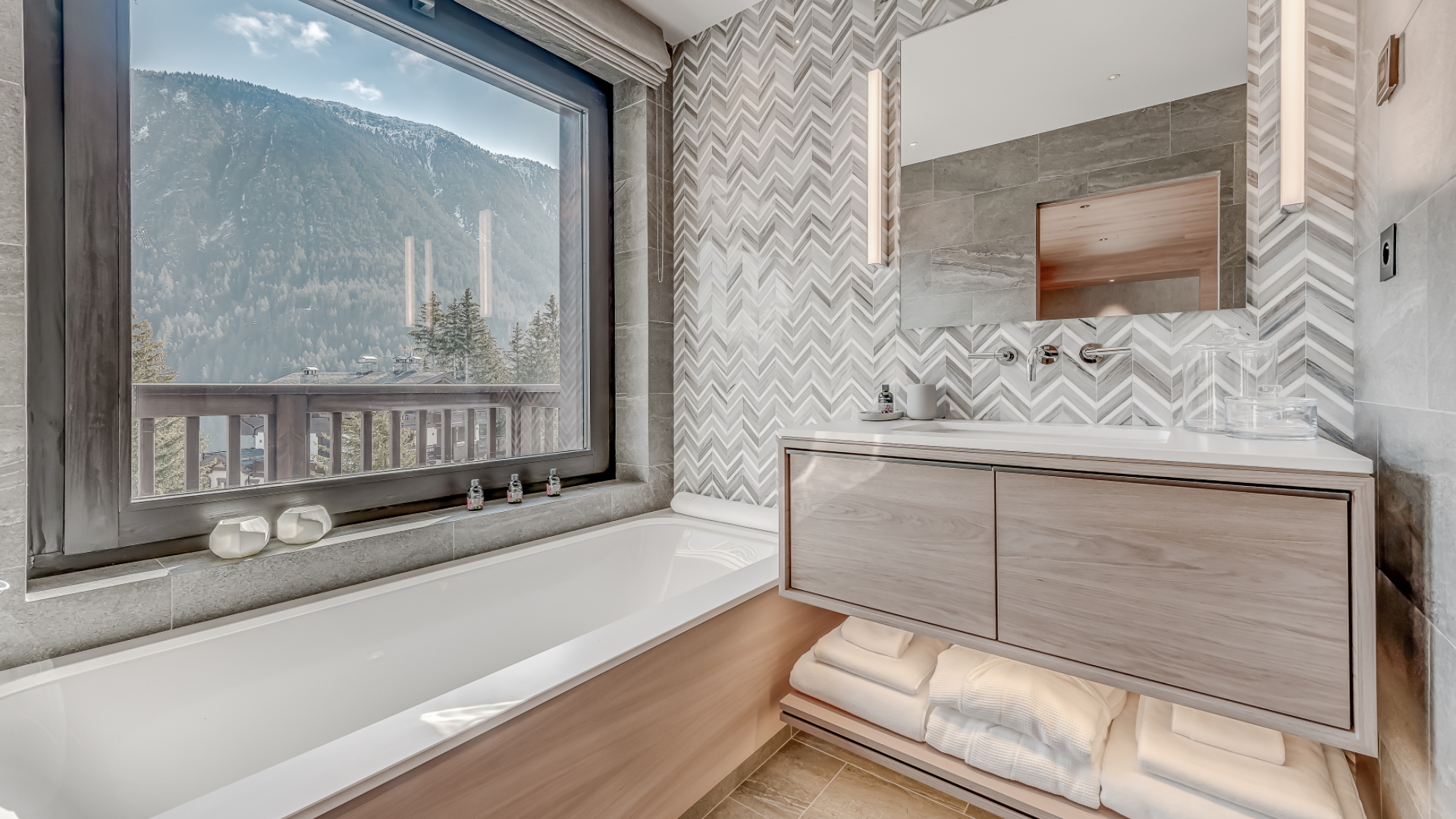 luxury-ski-chalet-courchevel-1650-bacchus-oxford-ski- 1.jpg