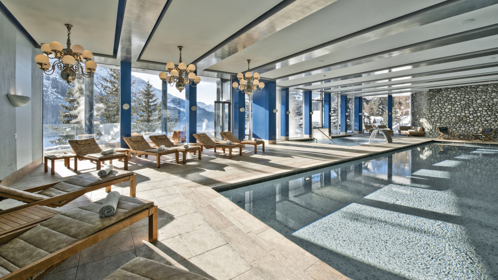 luxury-ski-hotel-st moritz-carlton-pool.jpg