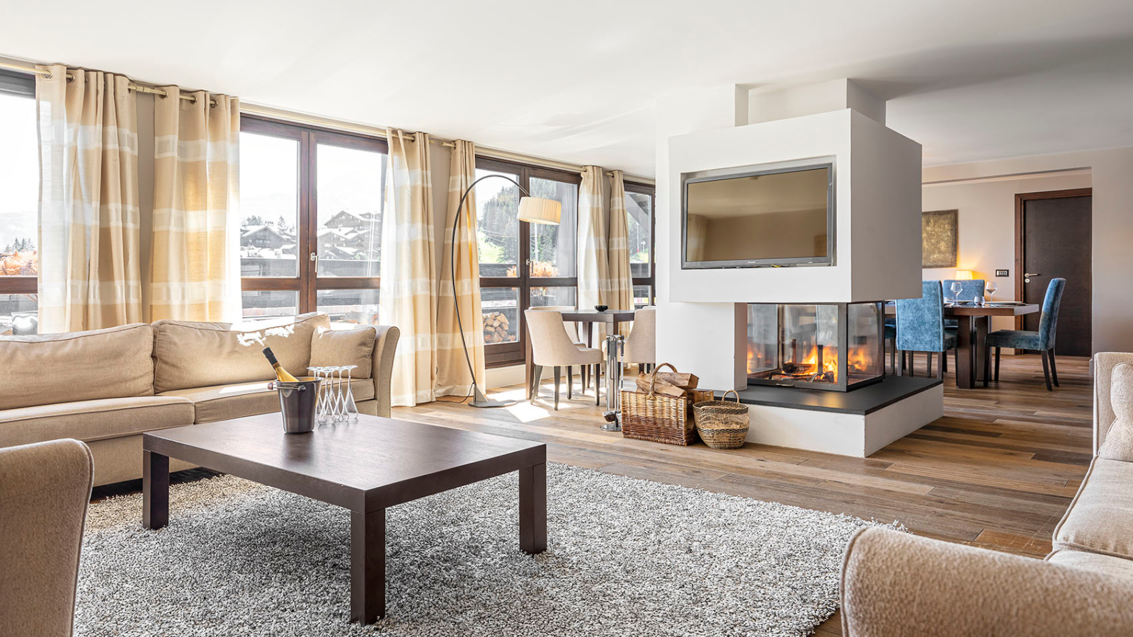 luxury-ski-hotels-1850-suites potiniere-penthouse3.jpg