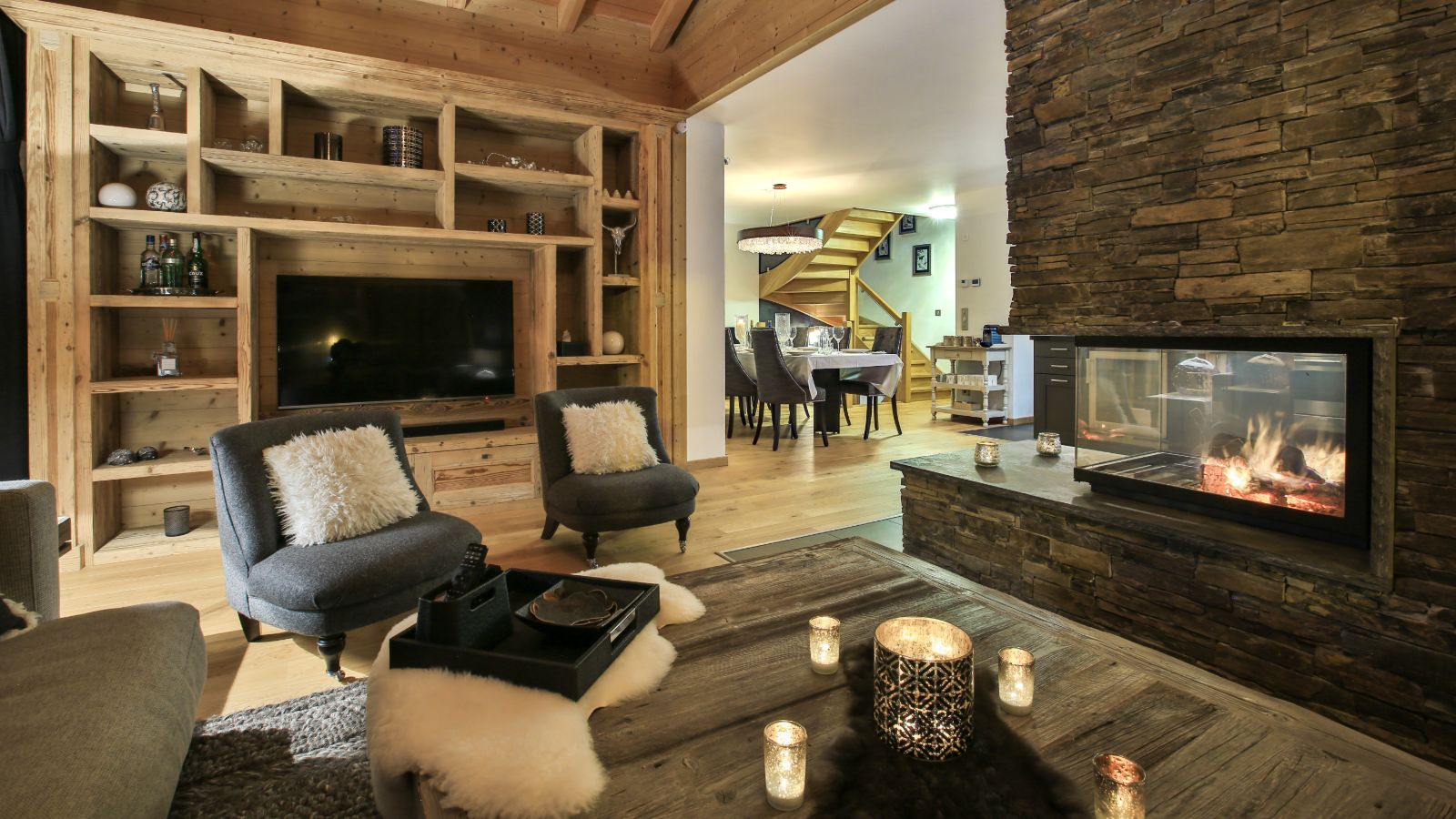 Luxury-ski-chalet-white-mountain-chalet-vedet-oxford-ski-living area-image 4.jpg