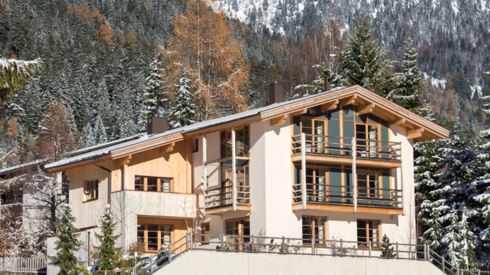 luxury-ski-chalet-stanton-griffin-oxford-ski-exterior (1).jpeg