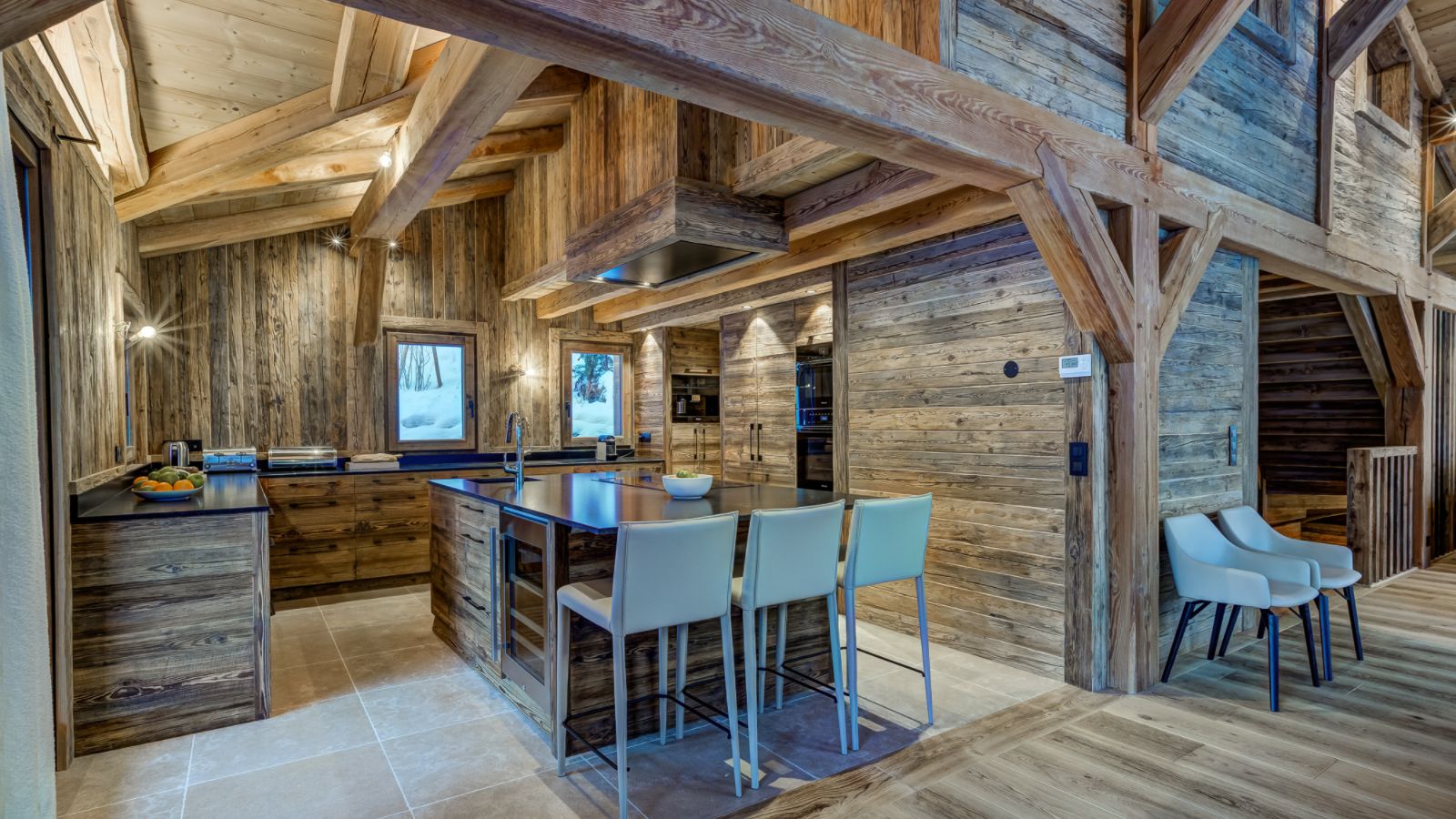 luxury-ski-chalet-chamonix-azurite-oxford-ski-kitchen2.jpg