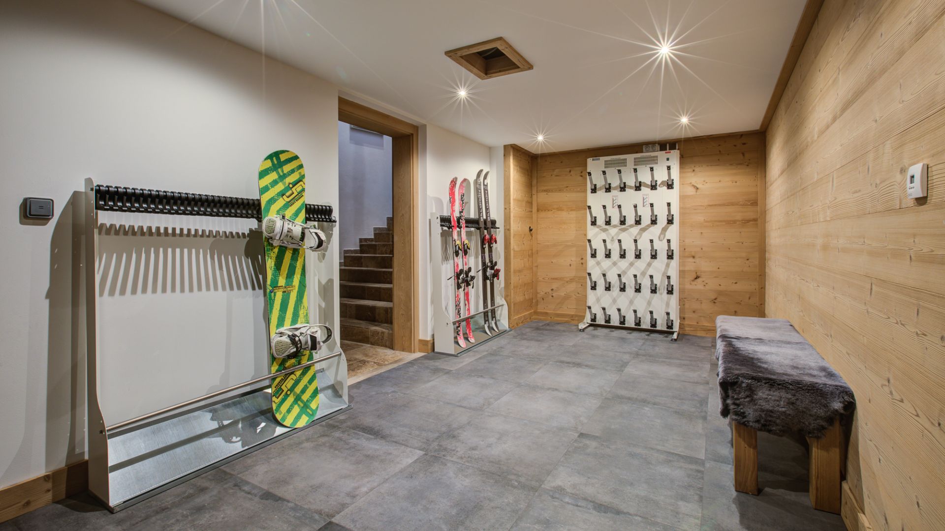 luxury-ski-chalet-bouqetin-morzine-oxford-ski-company- (6).jpg