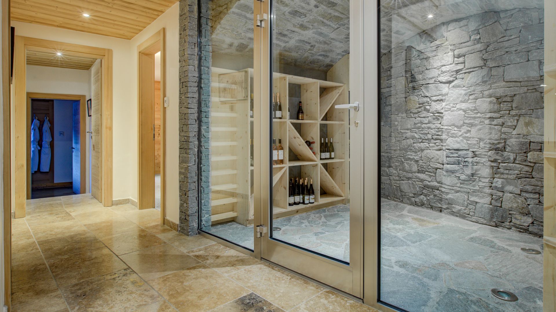 luxury-ski-chalet-bouqetin-morzine-oxford-ski-company- (9).jpg