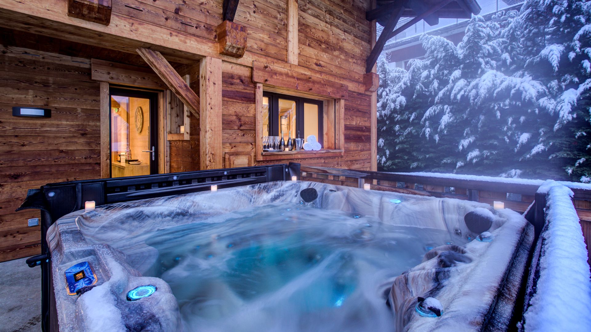 luxury-ski-chalet-les-pierrys-morzine-oxford-ski-company (5).jpg