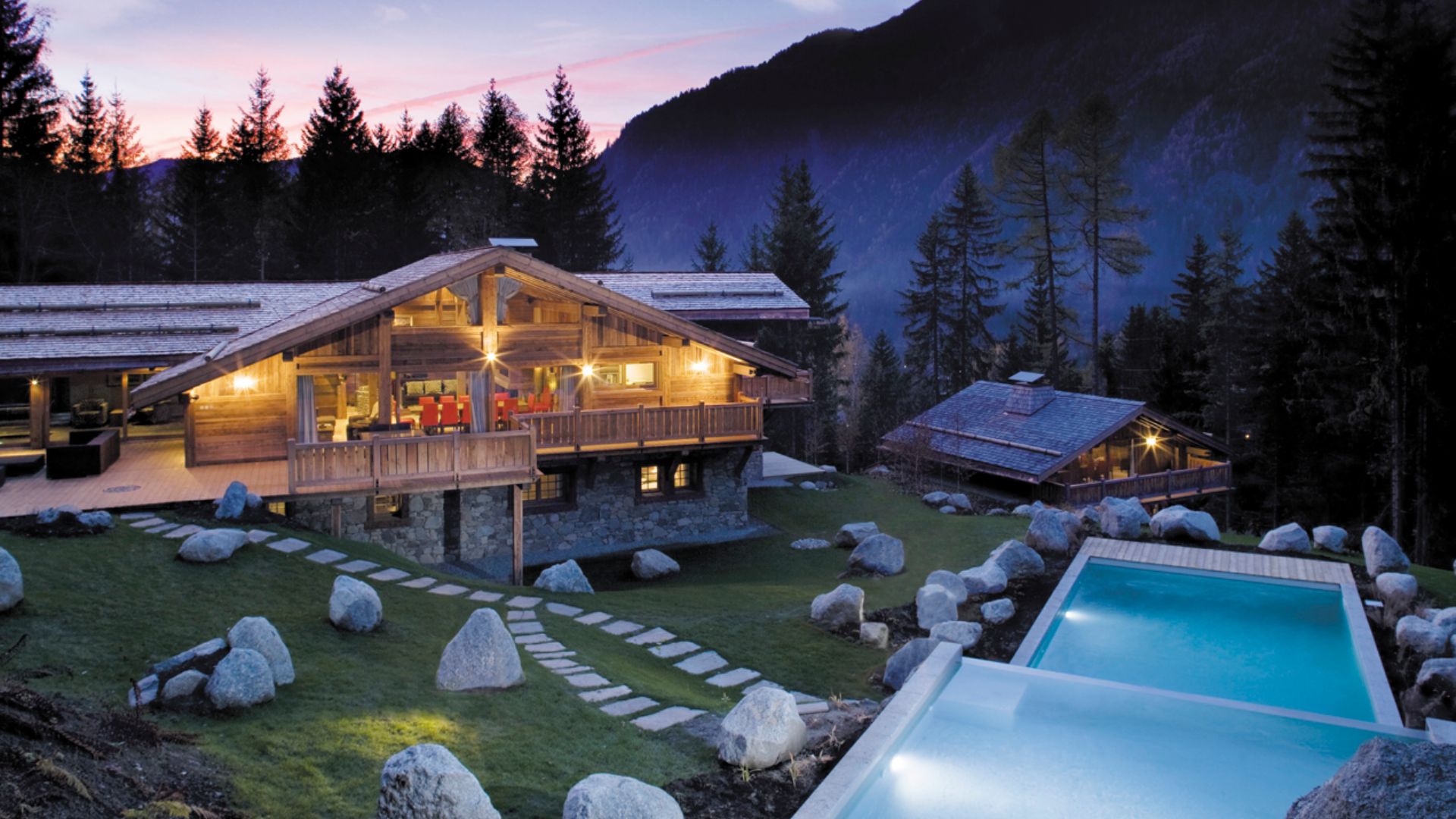 luxury-ski-chalet-amazon-creek-oxford-ski-company (2).jpg