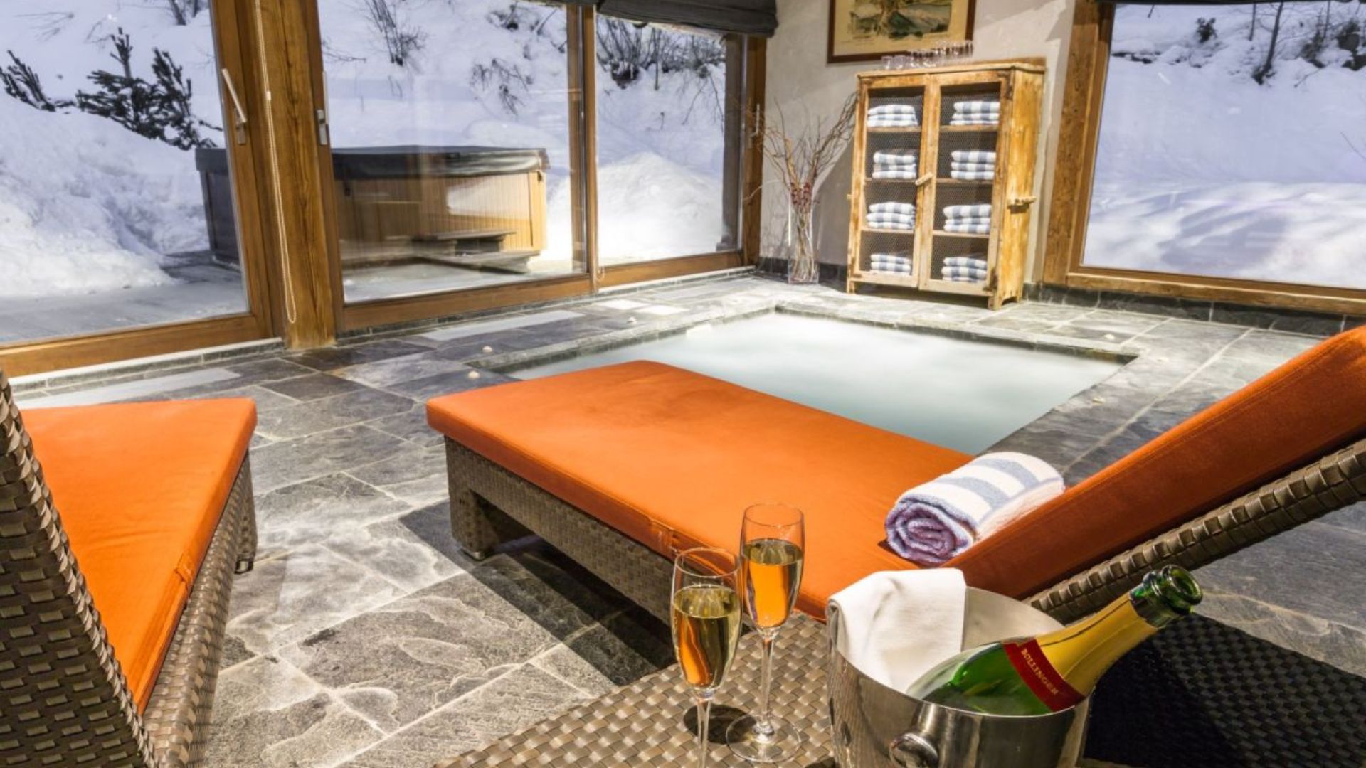 luxury-ski-chalet-amazon-creek-oxford-ski-company (12).jpg