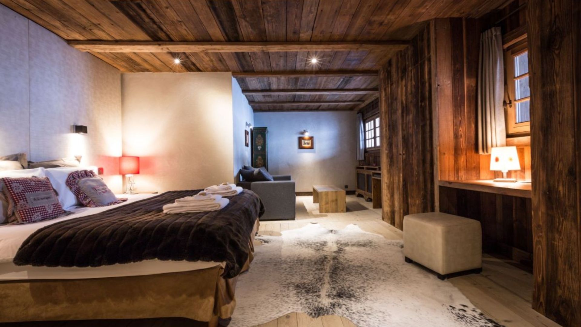 luxury-ski-chalet-amazon-creek-oxford-ski-company (16).jpg