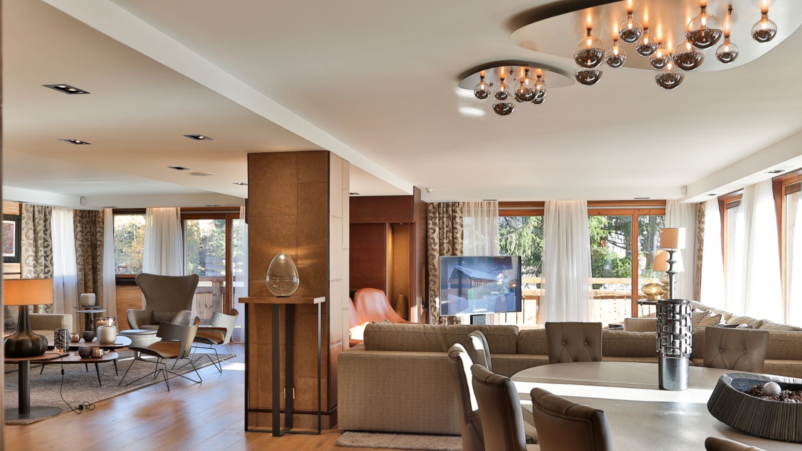 luxury-ski-chalet-megeve-alexandra-oxford-ski-living (4).jpg